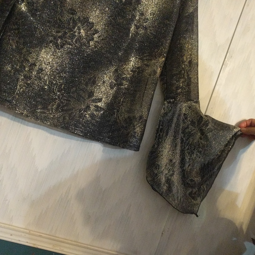 Mesh top - Picture 2 of 3